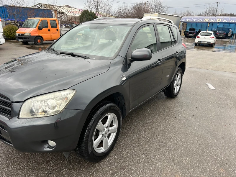 Toyota Rav4 2.2-136к., снимка 6 - Автомобили и джипове - 53021272