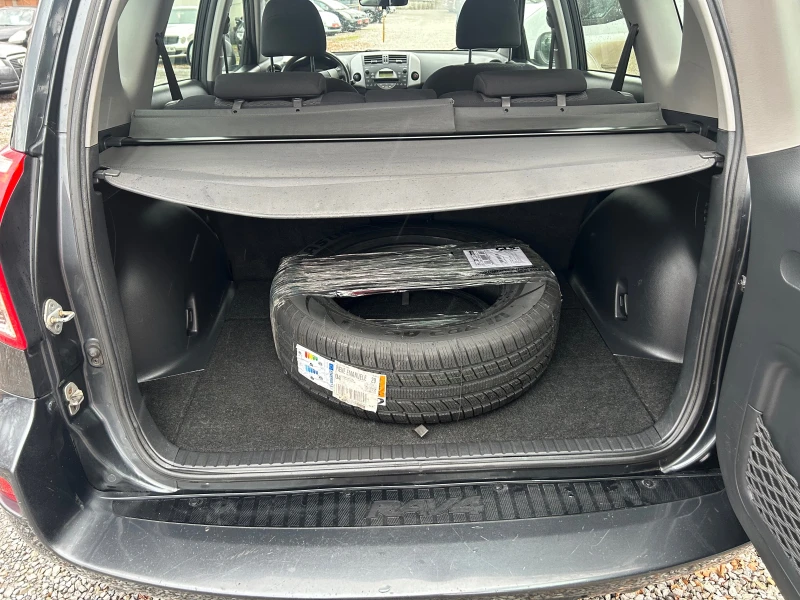 Toyota Rav4 2.2-136к., снимка 14 - Автомобили и джипове - 53021272