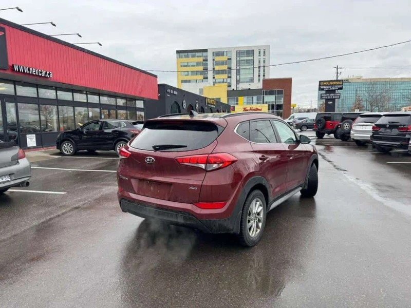 Hyundai Tucson * LUXURY AWD LEATHER PANO/ROOF NAV B/SPOT CAMERA *, снимка 5 - Автомобили и джипове - 53597480