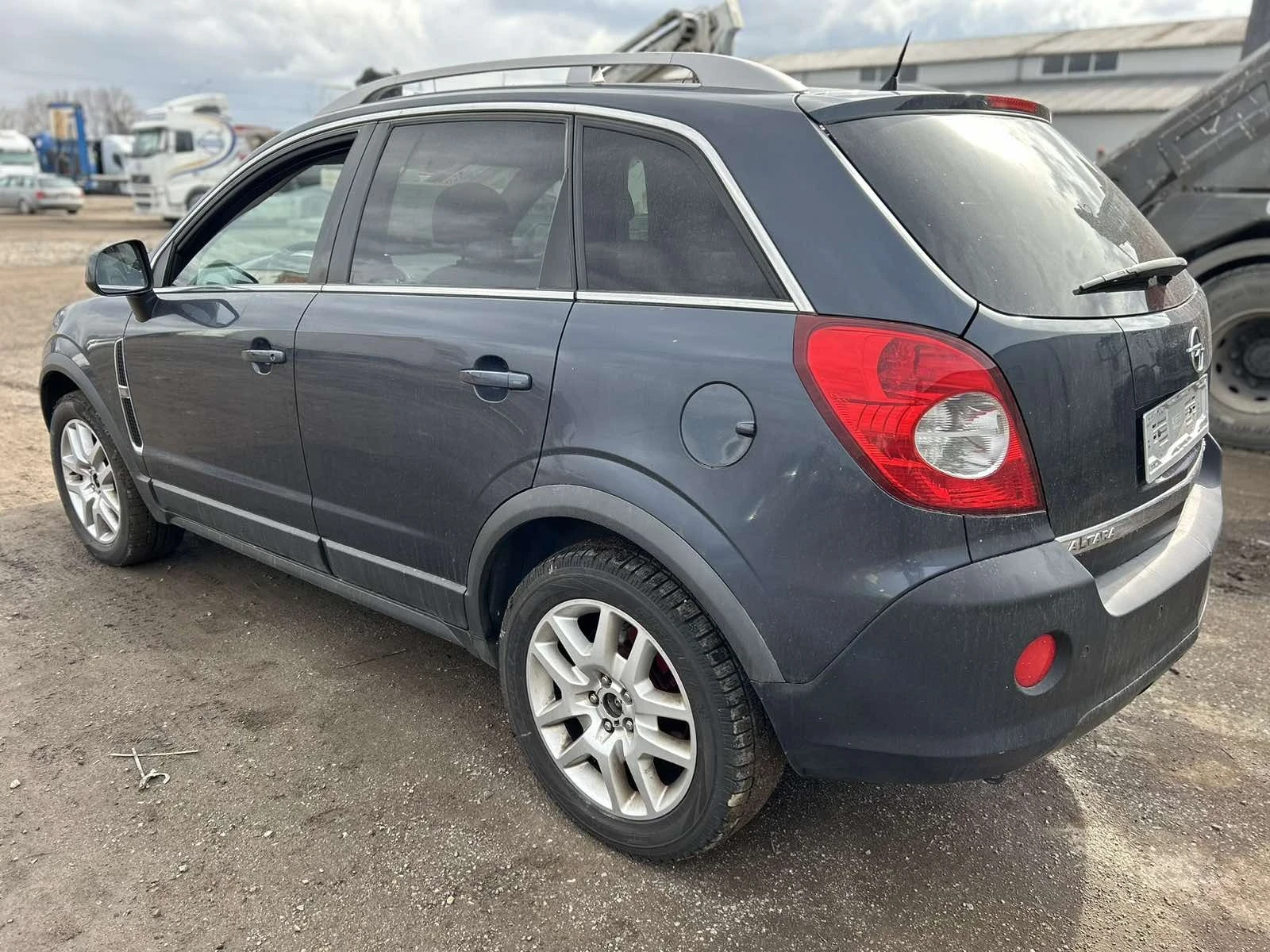 Opel Antara  - изображение 4