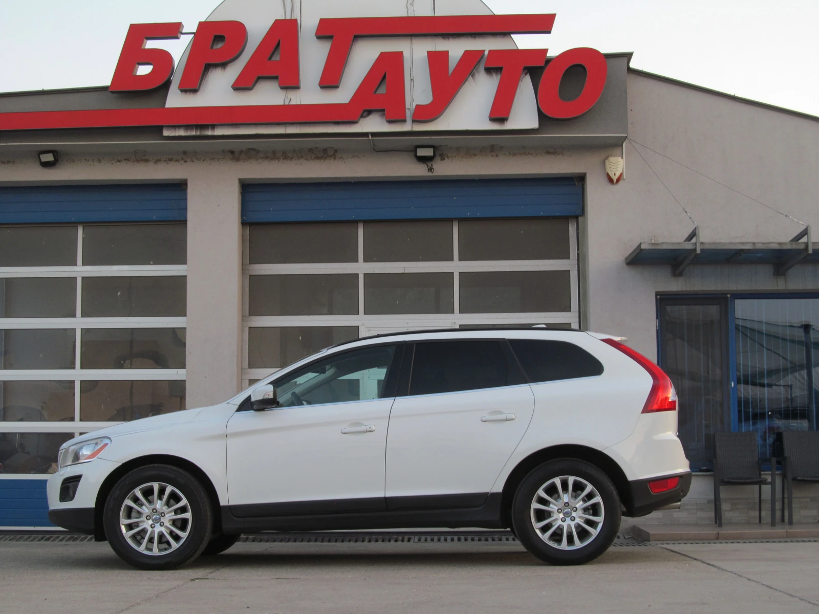 Volvo XC60 2.4D/D5/SUMMUM - изображение 8