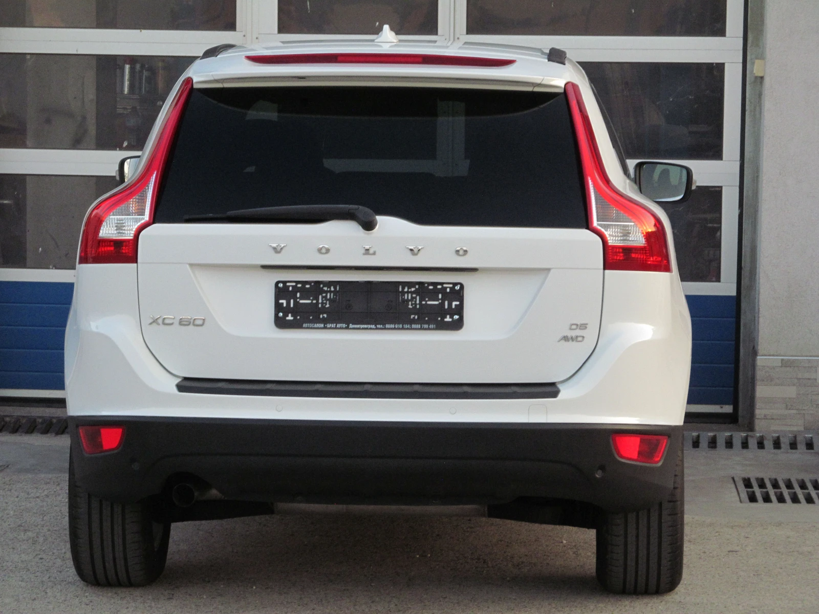 Volvo XC60 2.4D/D5/SUMMUM - изображение 5