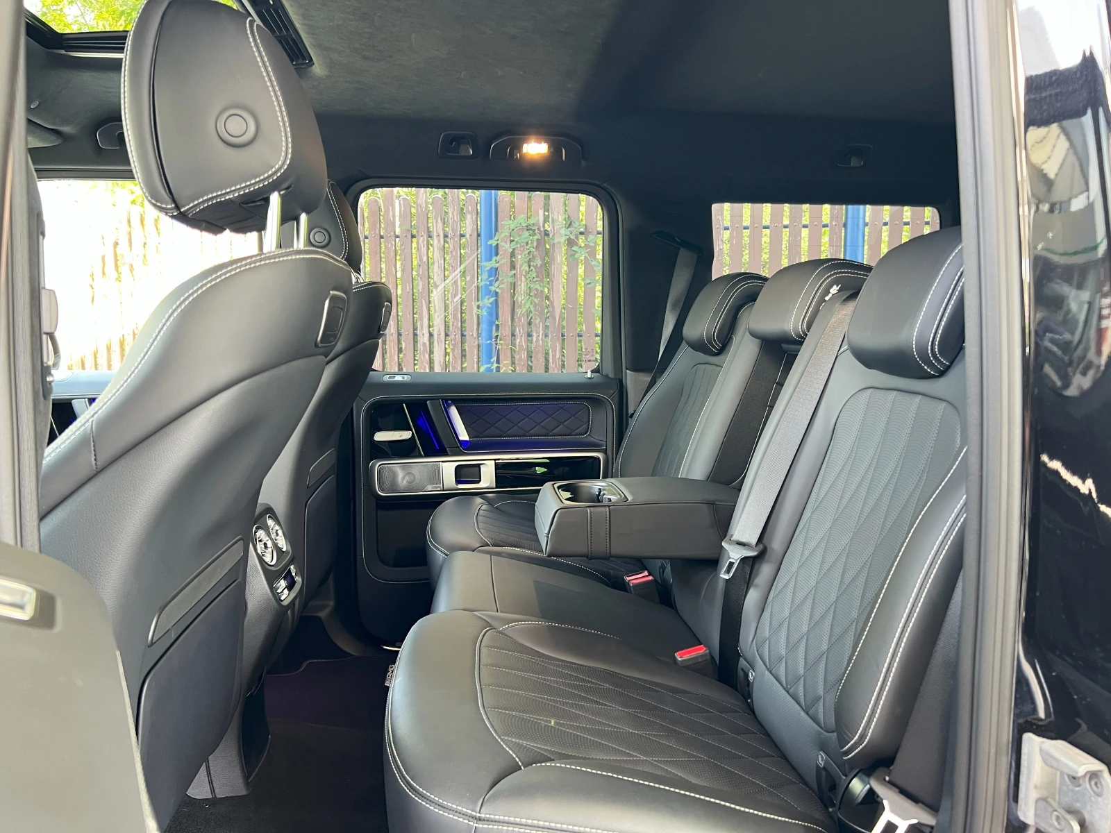 Mercedes-Benz G 63 AMG /4-MATIC/NIGHT/BURMEST/360/SUPERIOR/MANUFAKTUR/22/ | Mobile.bg   16