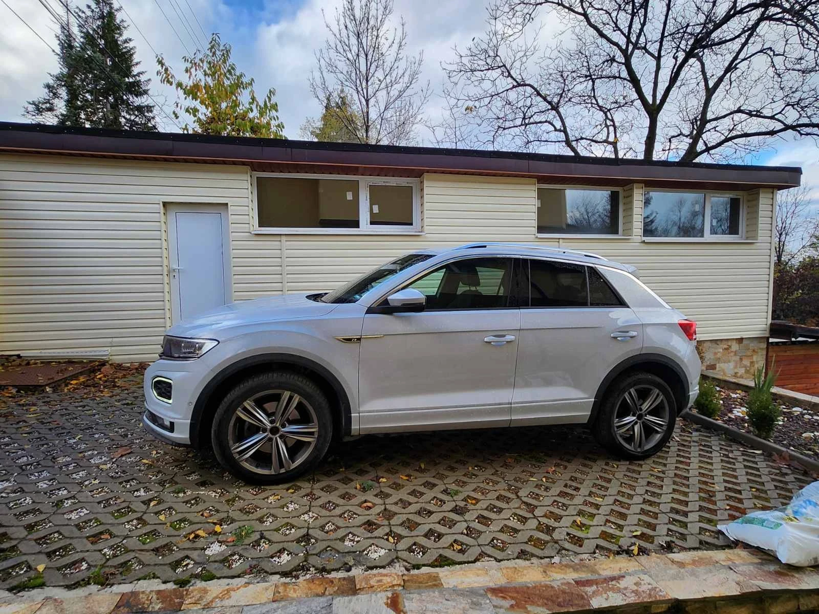 VW T-Roc R- Line 2.0 TFSi, 4x4, 190 PS | Mobile.bg   2
