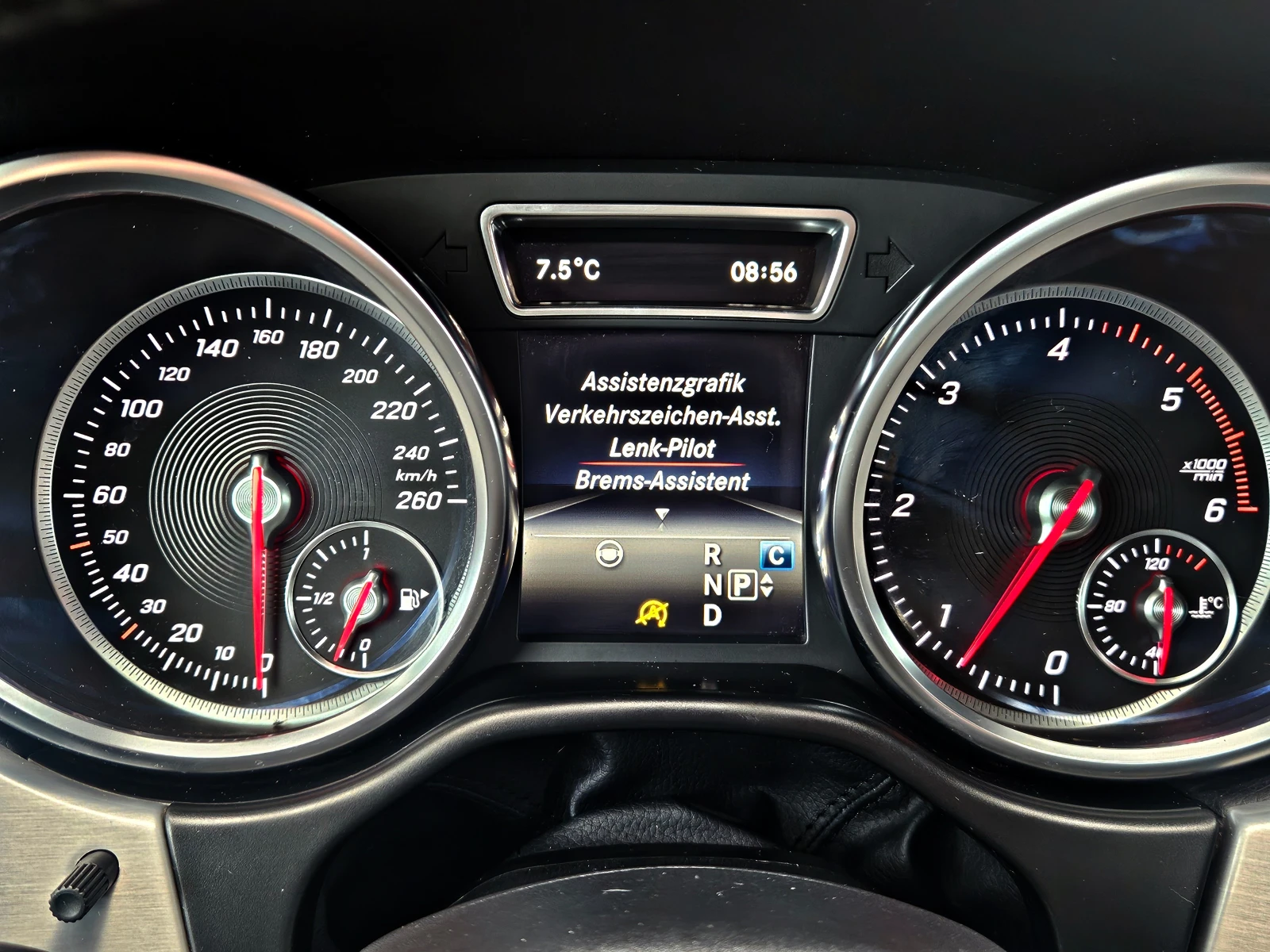 Mercedes-Benz GLE 350 AMG/CARBON/DISTR/CAMERA/HARMAN/МАСАЖ/KEY GO/LIZING - изображение 10