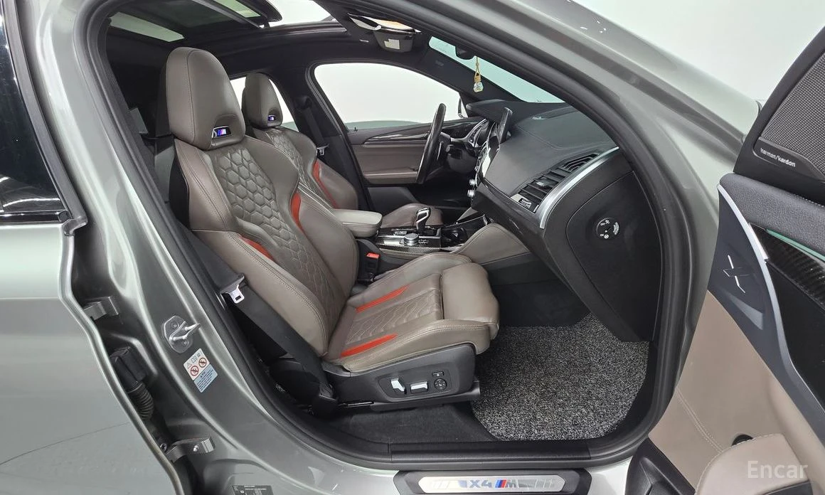 BMW X4 M* RECARO* КАМЕРИ* 360* ПАНОРАМА* KEYLESS* ПОДГРЕВ, снимка 9 - Автомобили и джипове - 54088017