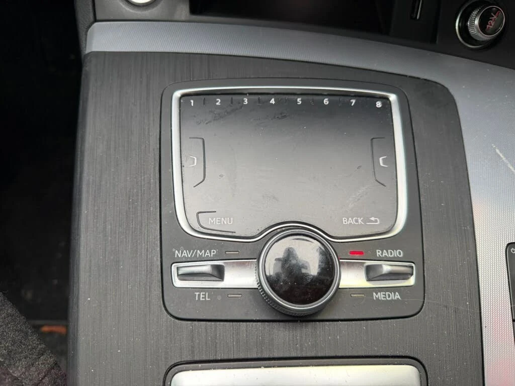 Audi Q5 quattro* Technik* 45TFSI* АвтоКредит* (ЦЕНА ДО БГ), снимка 12 - Автомобили и джипове - 54217256