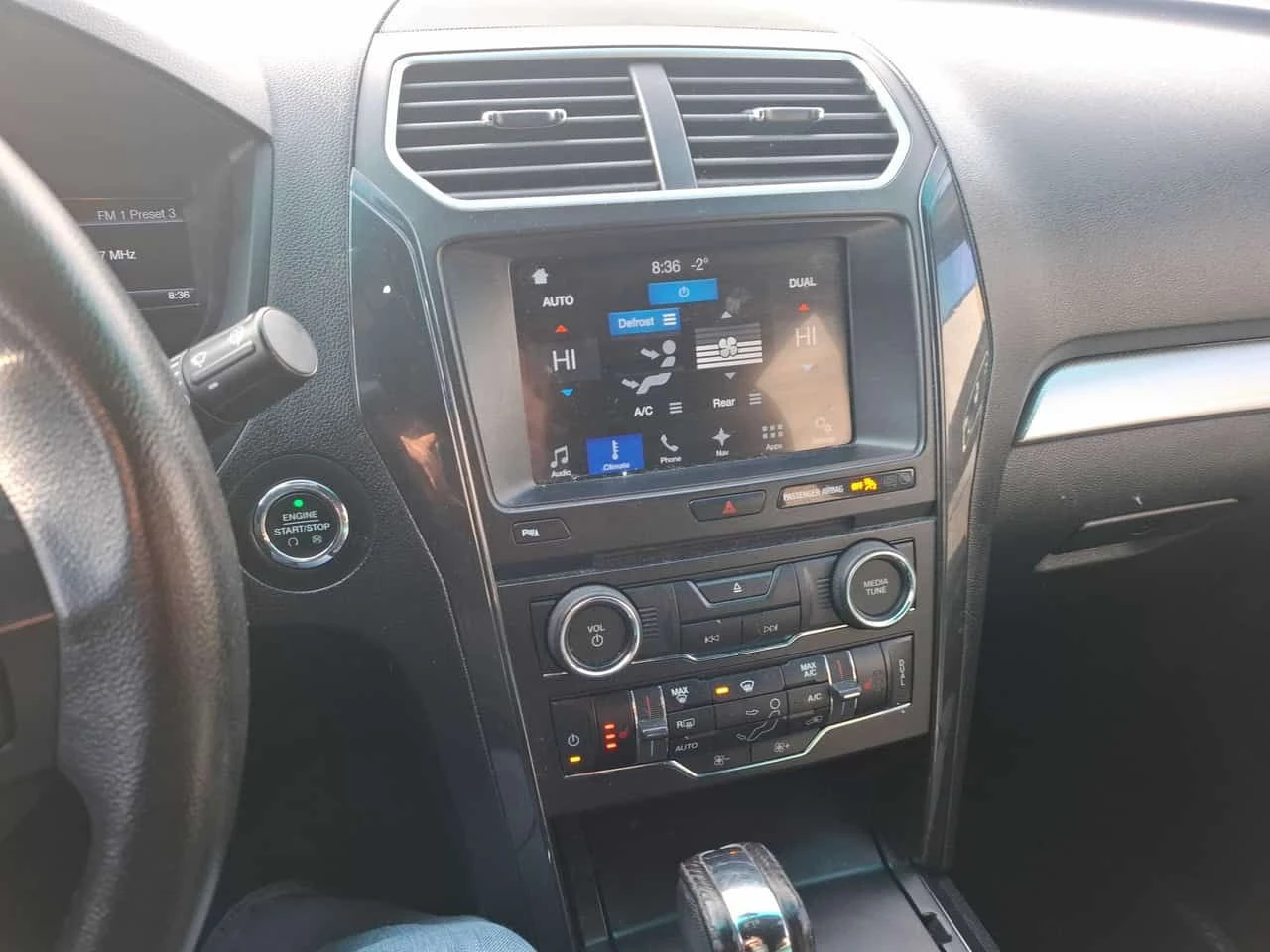 Ford Explorer * XLT * PANO* KEYLESS* ПОДГРЕВ* , снимка 9 - Автомобили и джипове - 54267281