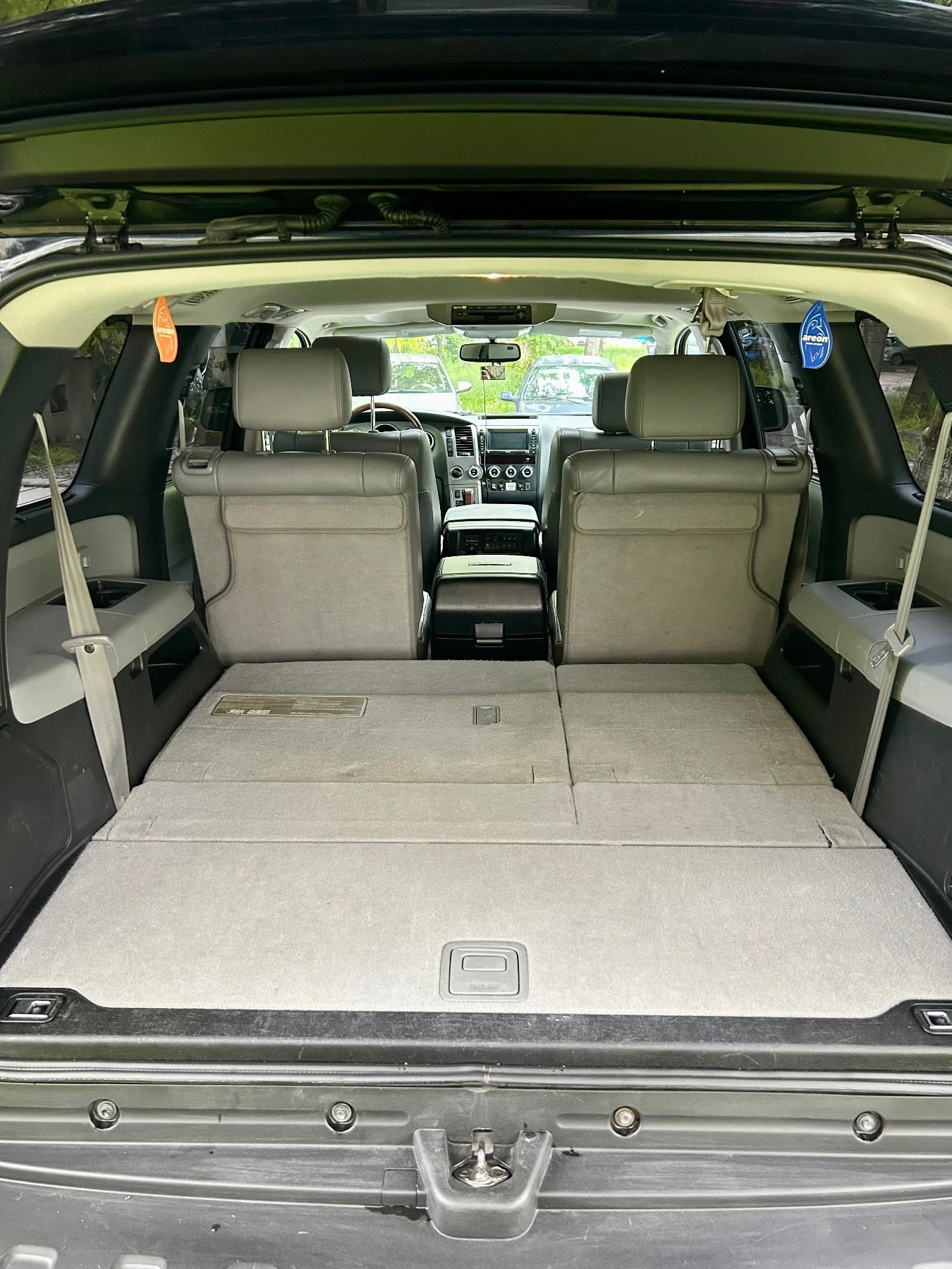 Toyota Sequoia Platinum, снимка 11 - Автомобили и джипове - 54402886