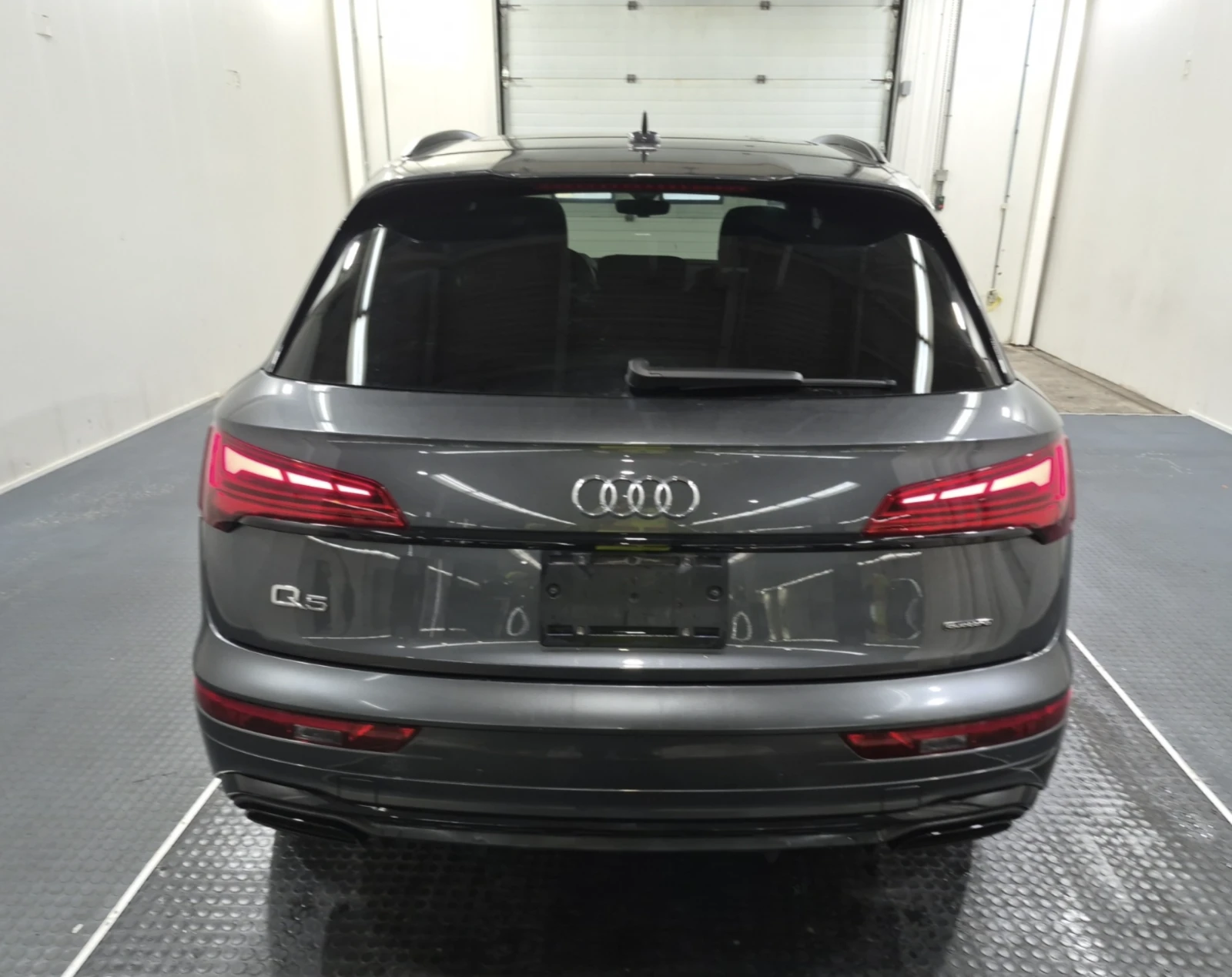 Audi Q5 TECHNIK / S-LINE / DISTRONIC / HEADUP, снимка 4 - Автомобили и джипове - 55486185