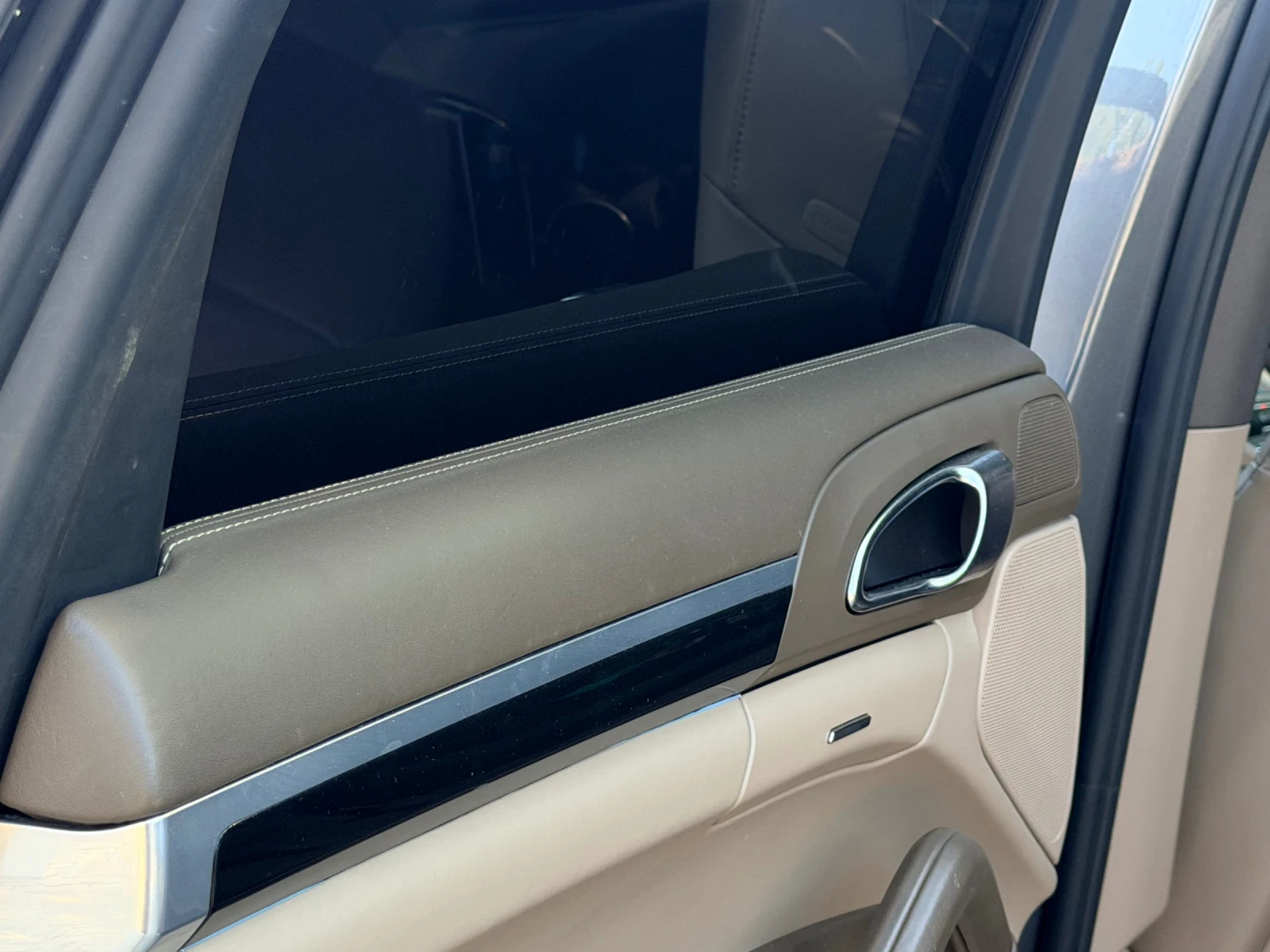 Porsche Cayenne, снимка 17 - Автомобили и джипове - 55565264