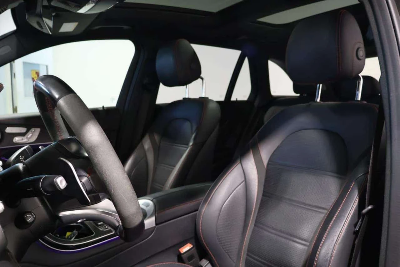 Mercedes-Benz GLC 43 AMG 4MATIC | DEALER SERVICED | CLEAN CARFAX , снимка 10 - Автомобили и джипове - 55750883