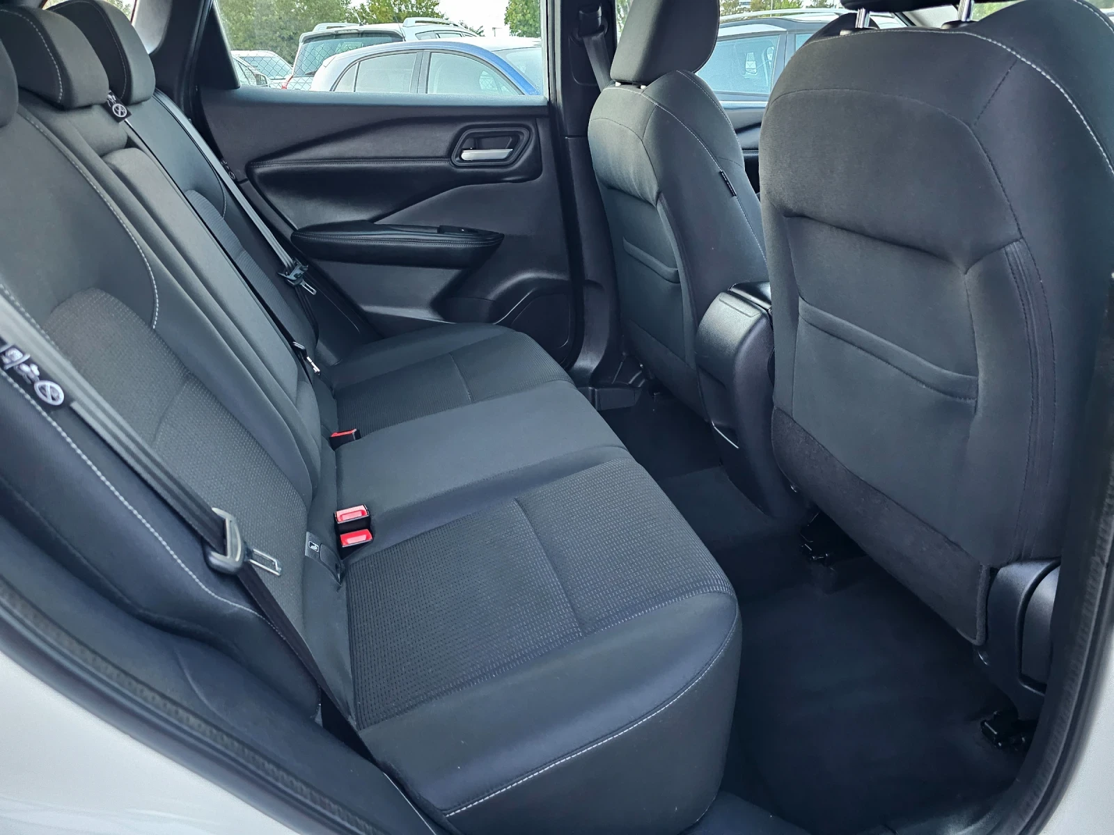 Nissan Qashqai 1.3i, 140к.с., снимка 10 - Автомобили и джипове - 56170768