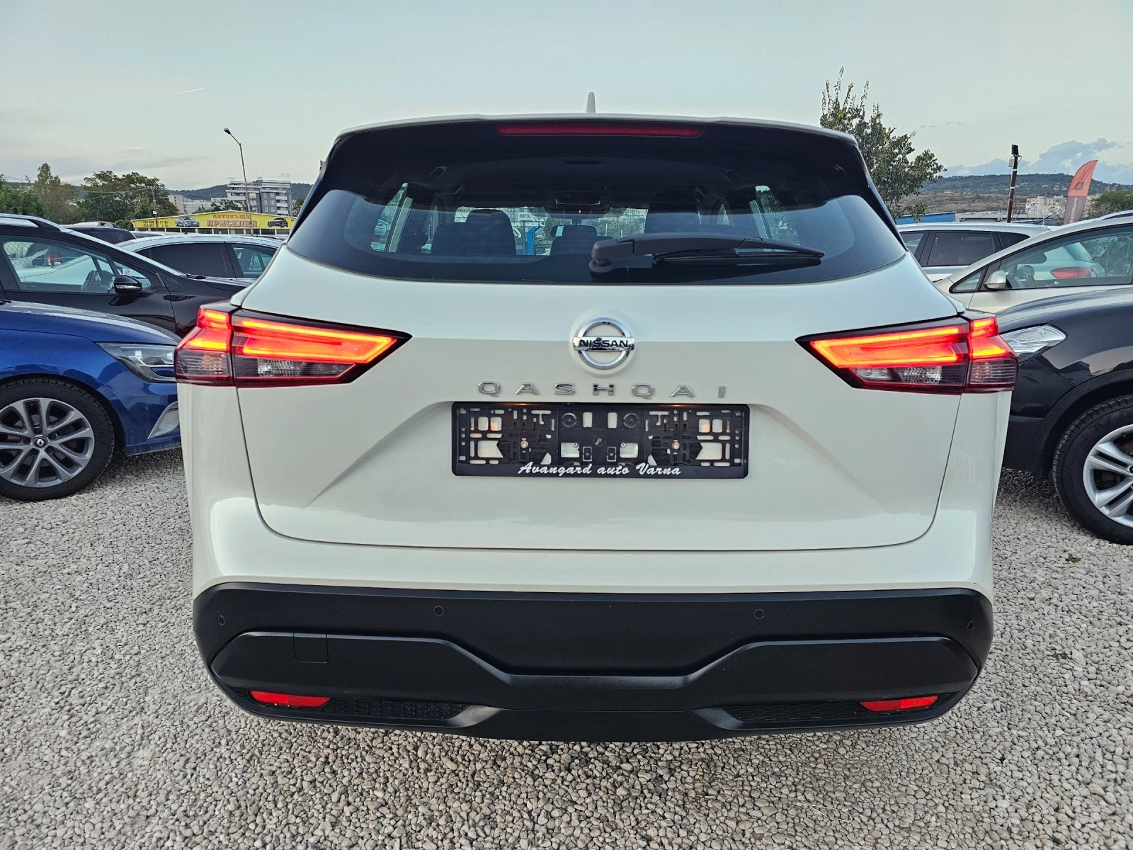 Nissan Qashqai 1.3i, 140к.с., снимка 5 - Автомобили и джипове - 56170768