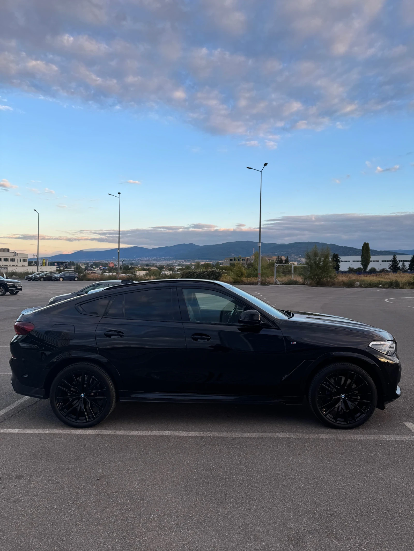 BMW X6 M50i, снимка 7 - Автомобили и джипове - 56317016