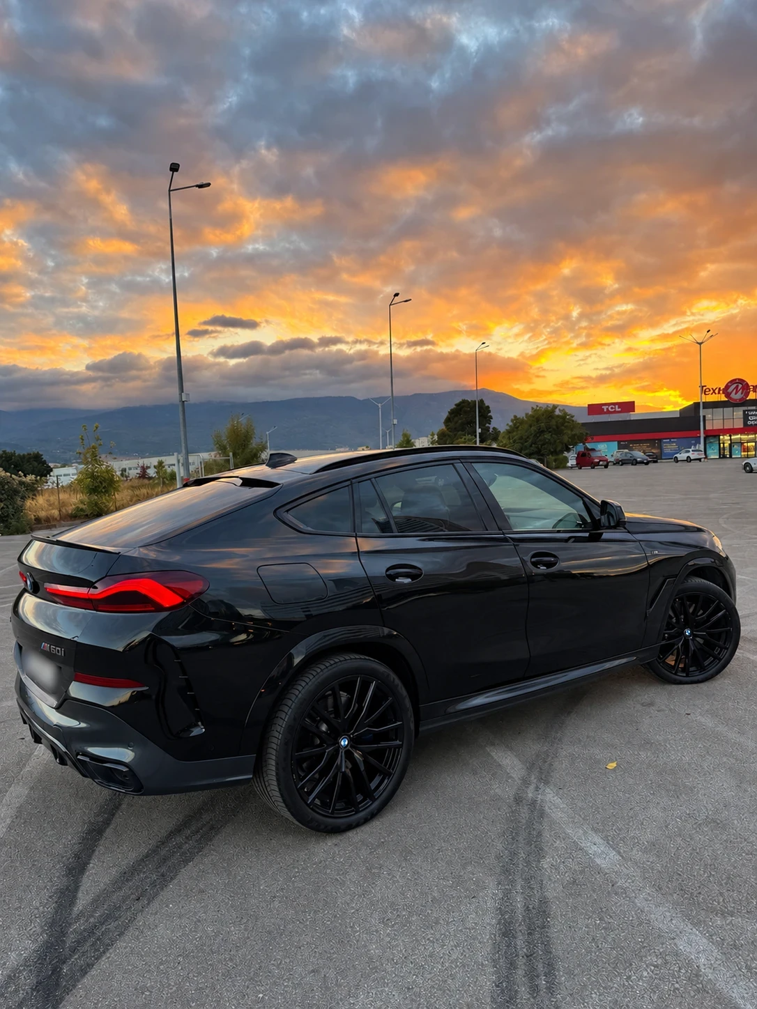 BMW X6 M50i, снимка 2 - Автомобили и джипове - 56317016