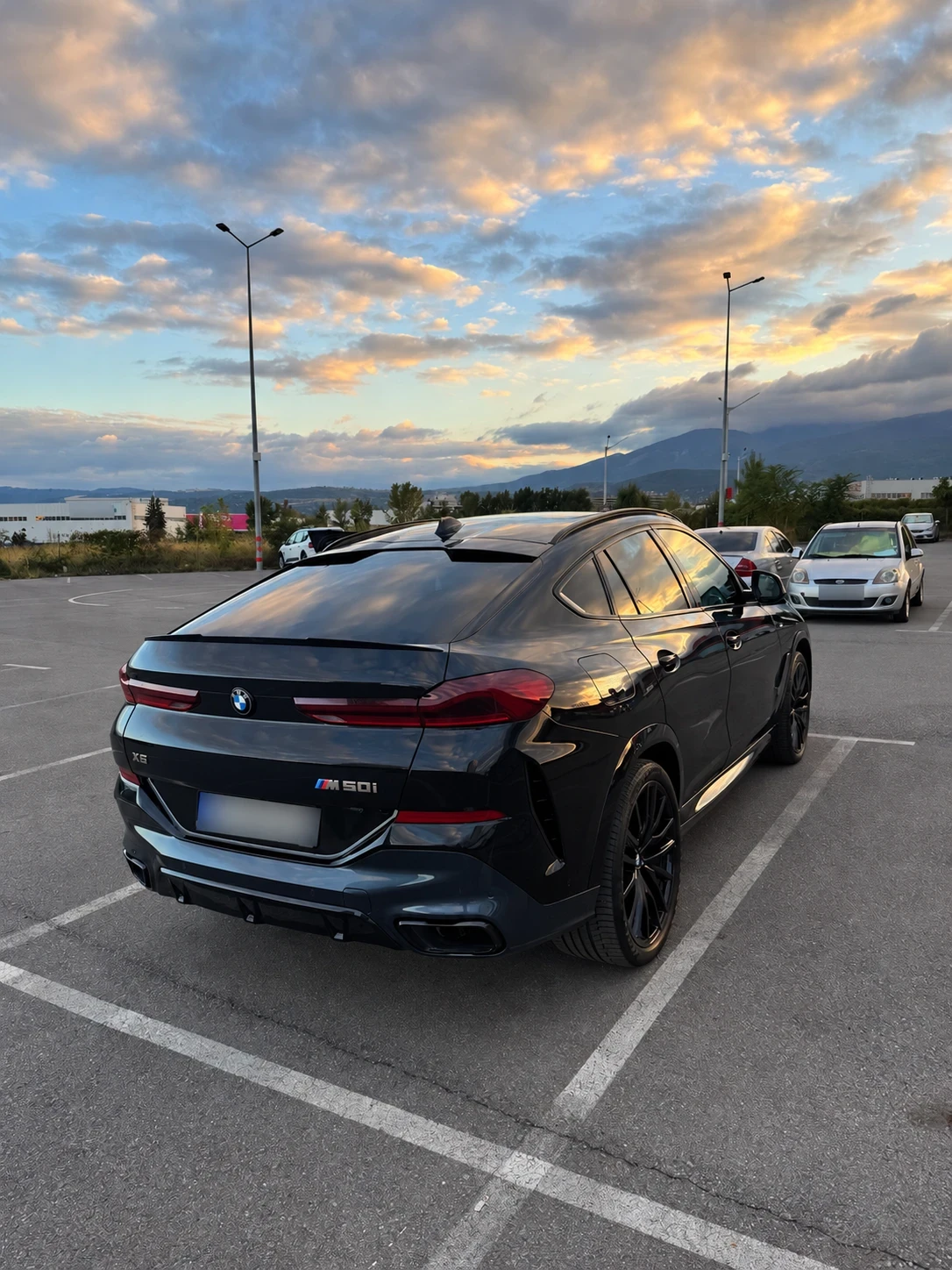 BMW X6 M50i, снимка 4 - Автомобили и джипове - 56317016