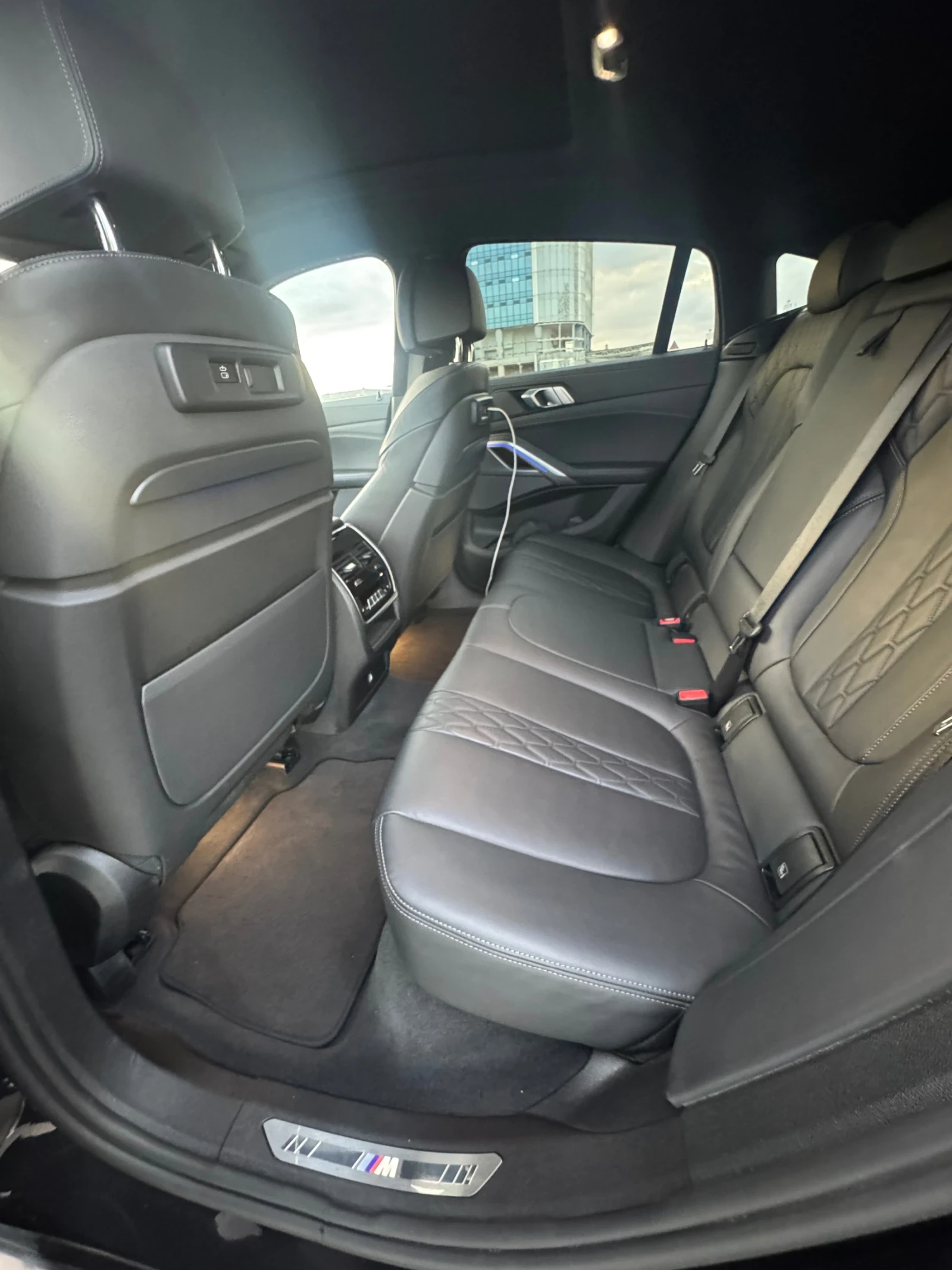 BMW X6 M50i, снимка 12 - Автомобили и джипове - 56317016