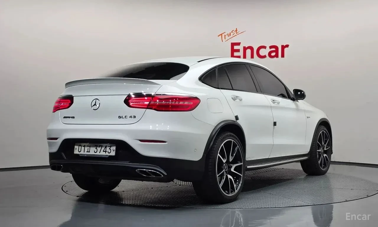 Mercedes-Benz GLE 43 AMG, снимка 2 - Автомобили и джипове - 56729018