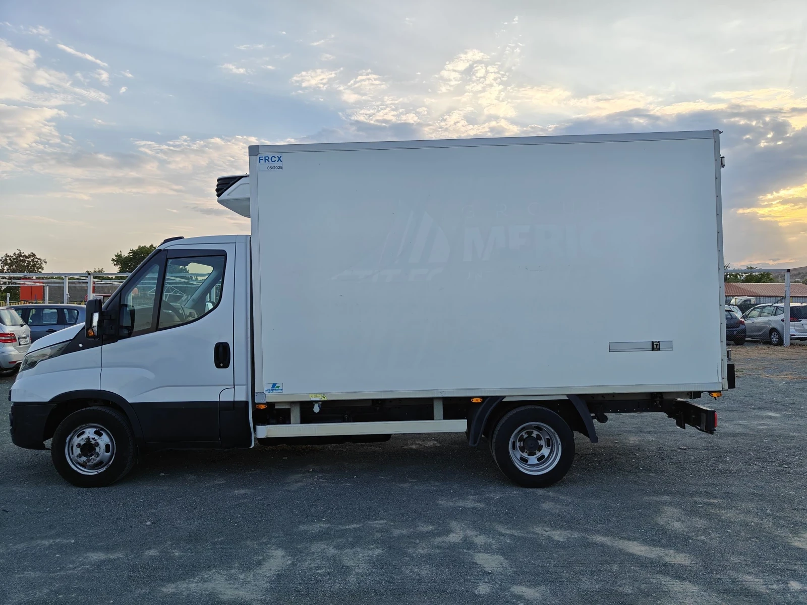Iveco Daily 35C13 Carrier Xarios 350 - изображение 7