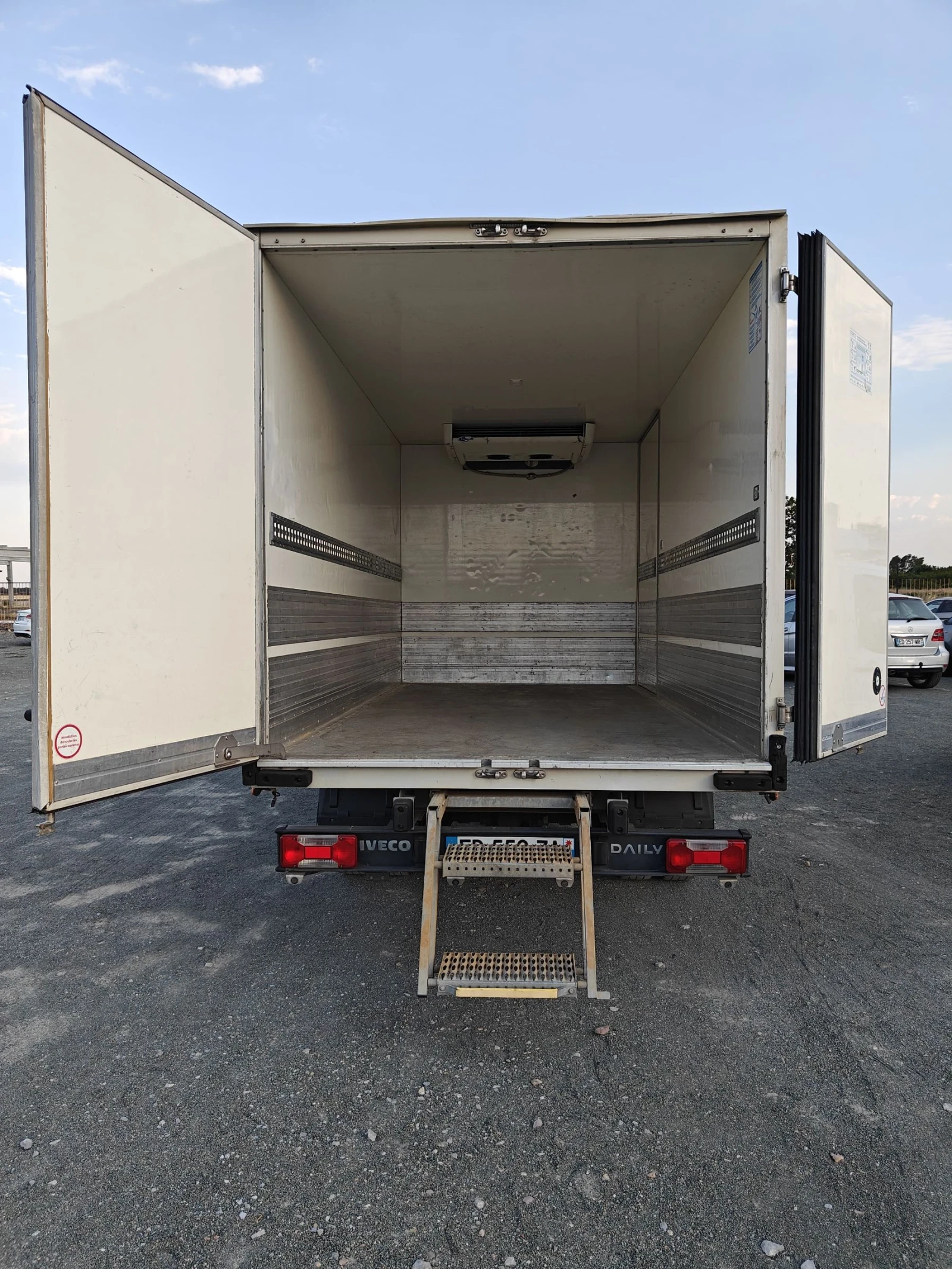 Iveco Daily 35C13 Carrier Xarios 350 - изображение 9