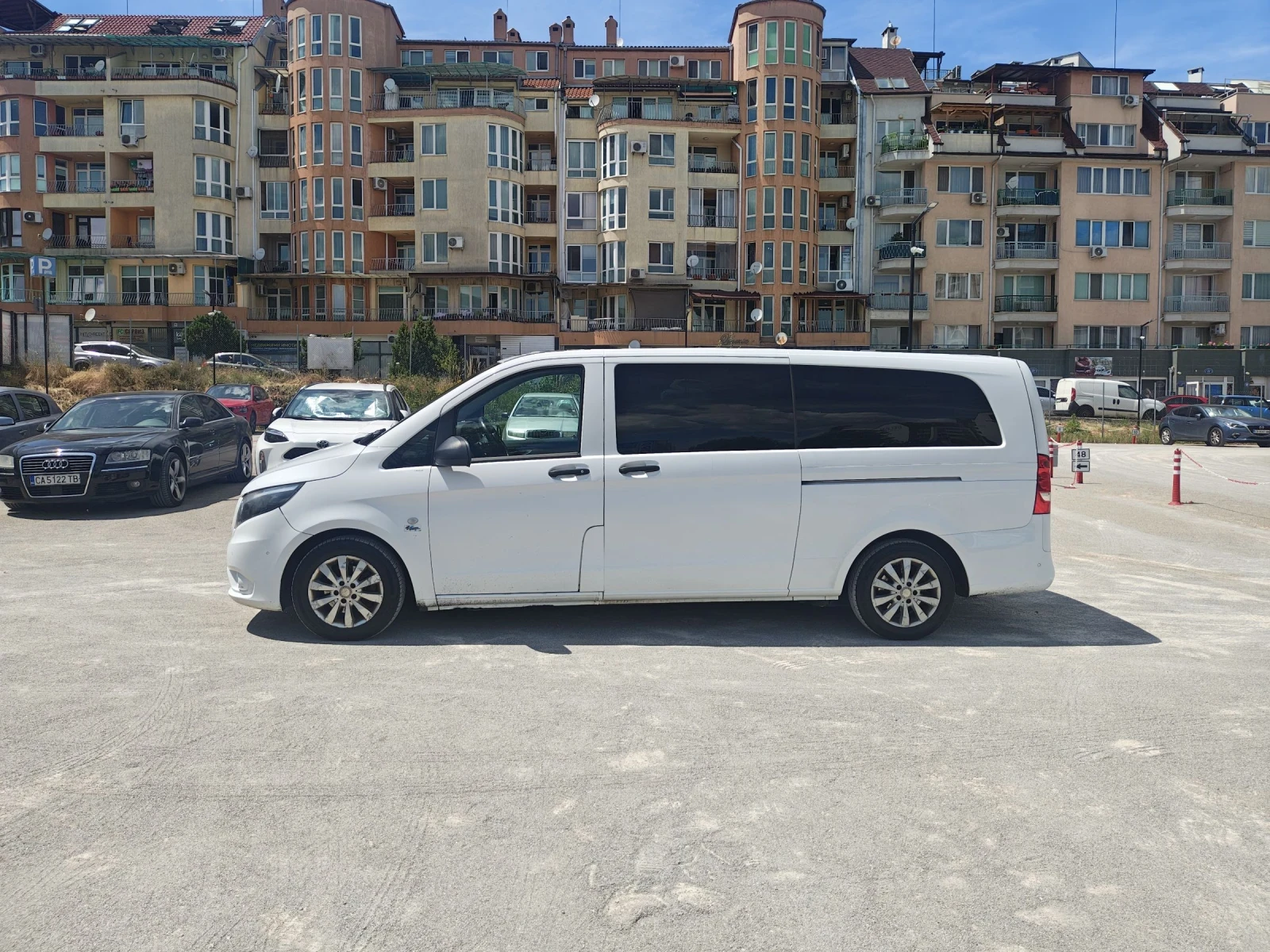 Mercedes-Benz Vito 114 Tourer 9 места, снимка 4 - Бусове и автобуси - 54982529