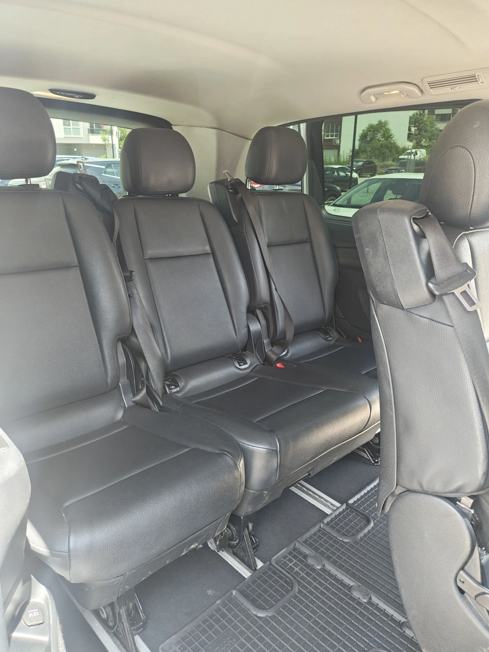 Mercedes-Benz Vito 114 Tourer 9 места, снимка 12 - Бусове и автобуси - 54982529
