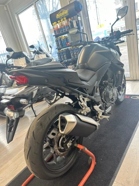 Honda Hornet 750 НОВ 0км. MAT BALLISTIC BLACK, снимка 6