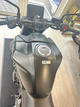 Honda Hornet 750 НОВ 0км. MAT BALLISTIC BLACK, снимка 2