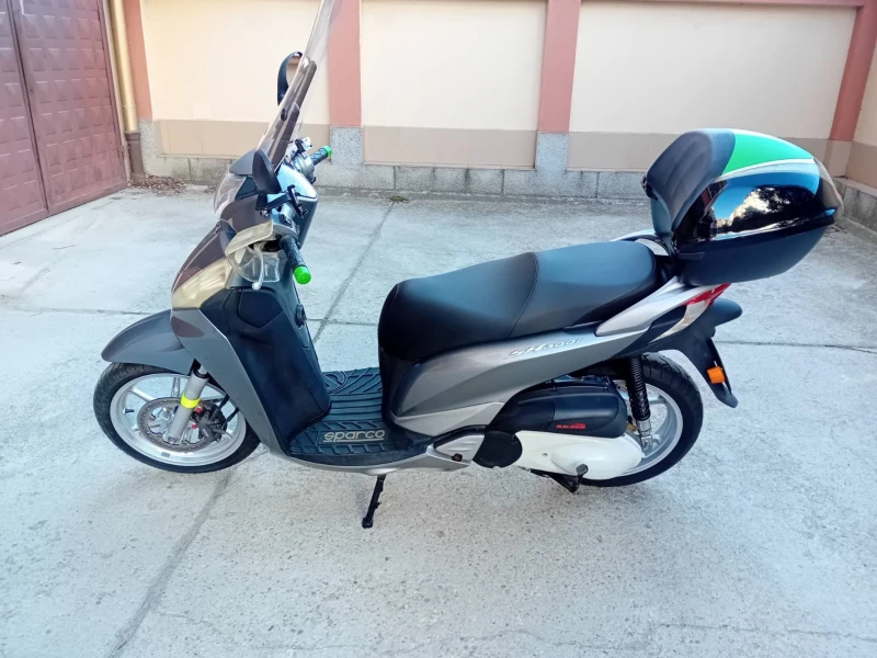 Honda Sh, снимка 4 - Мотоциклети и мототехника - 52408443