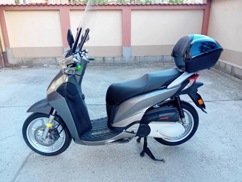 Honda Sh, снимка 14 - Мотоциклети и мототехника - 52408443