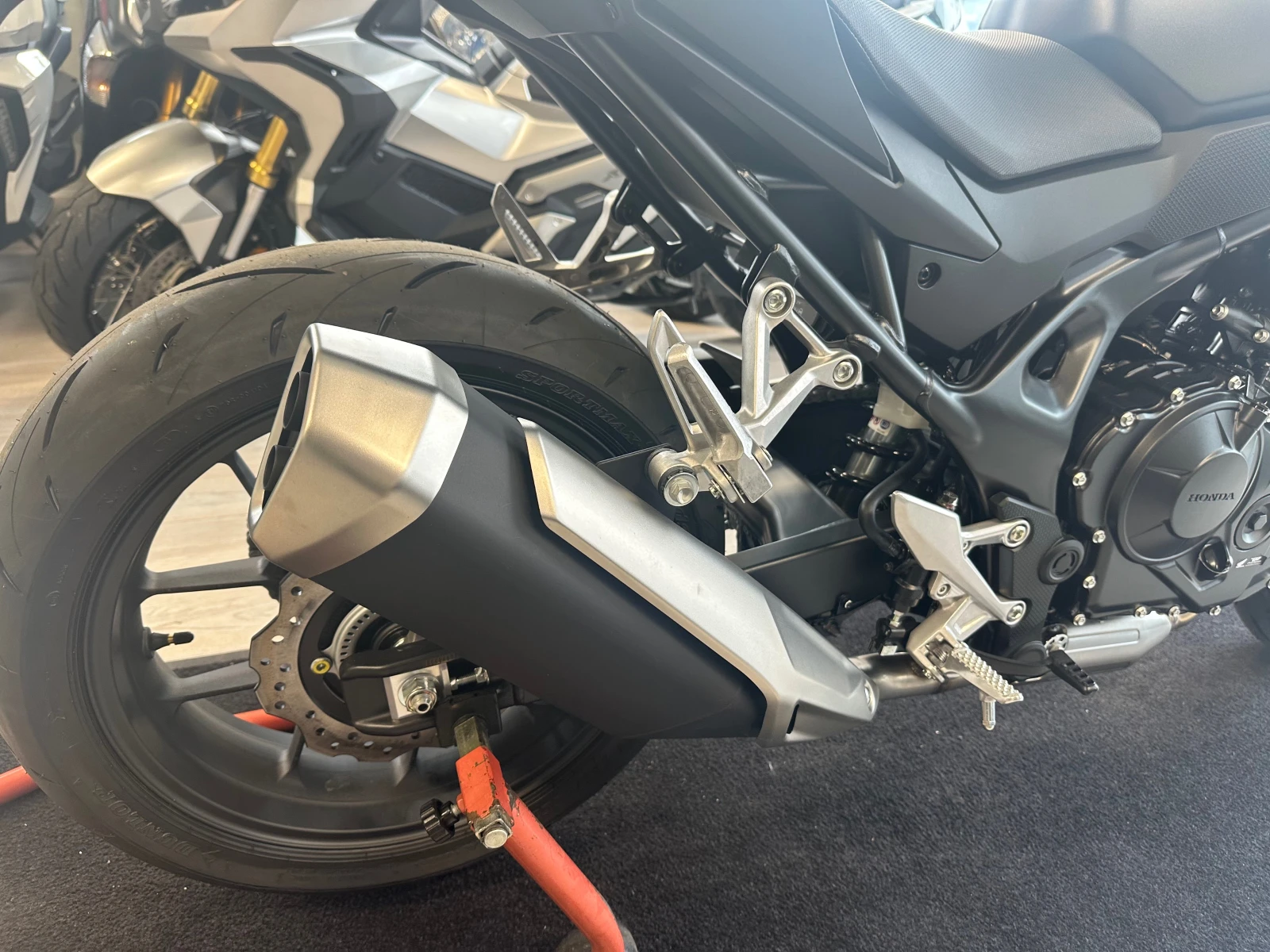 Honda Hornet 750 ��� 0��. MAT BALLISTIC BLACK | Mobile.bg � ����������� 11