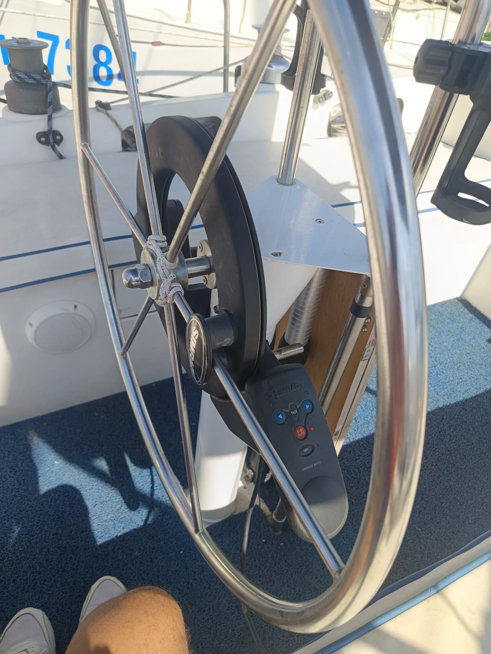 Ветроходна лодка Camper & Nicholsons Samson 35 - изображение 7