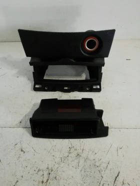 Пепелник Мазда 3 (преден)