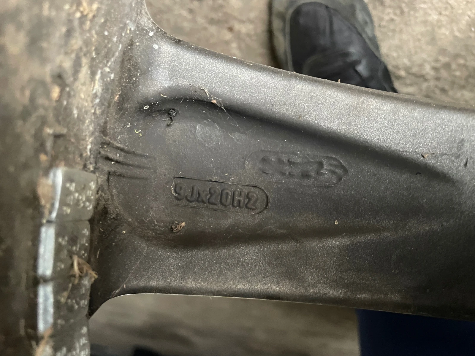    255/40R20  Audi A6 | Mobile.bg   11