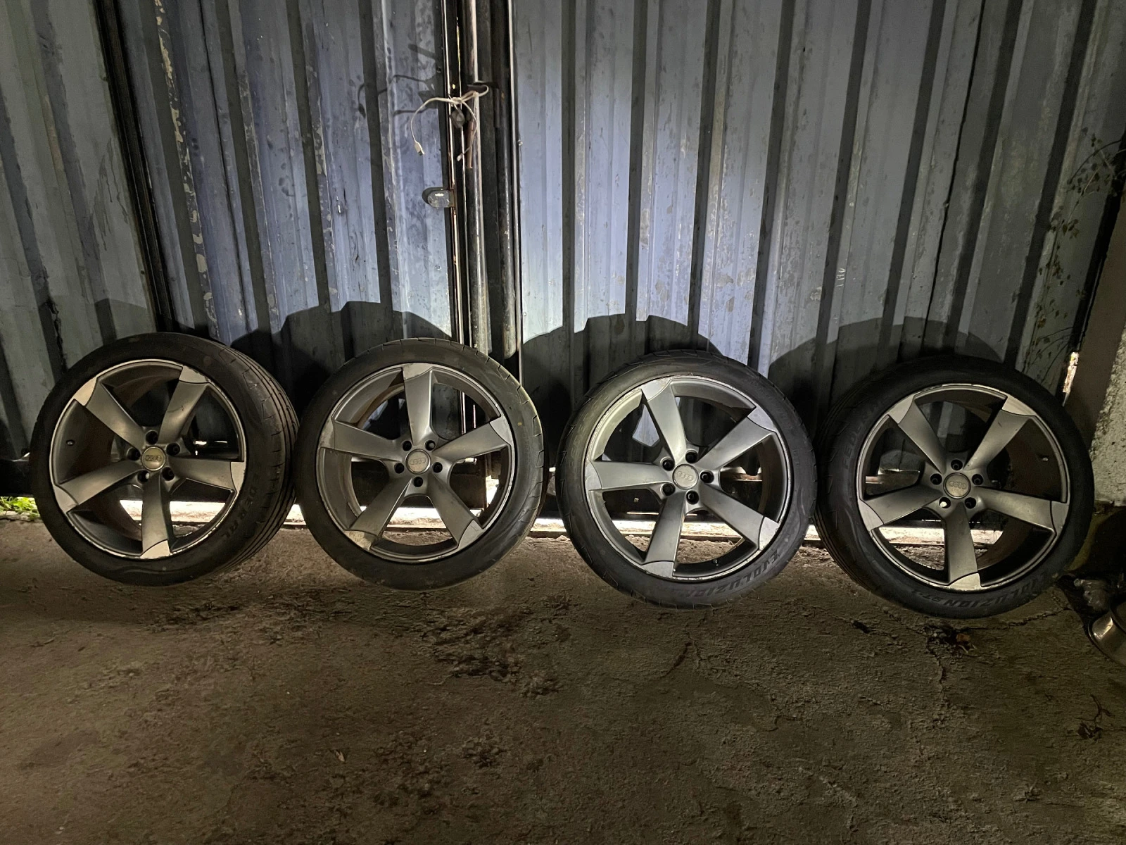 Гуми с джанти 255/40R20 за Audi A6 | Mobile.bg — изображение 1