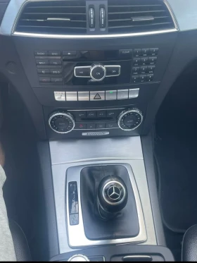 Mercedes-Benz C 200, снимка 7