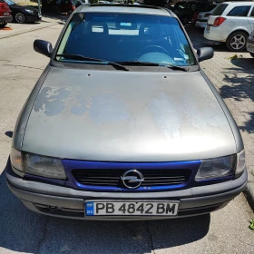 Opel Astra 1, 6i, снимка 1