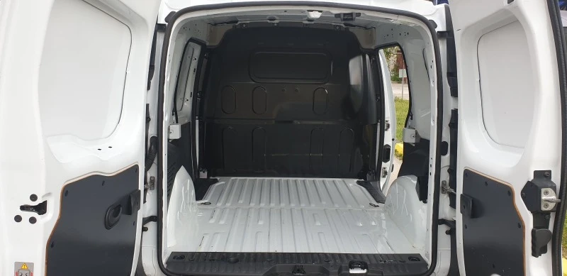 Renault Kangoo, снимка 7 - Автомобили и джипове - 45306879