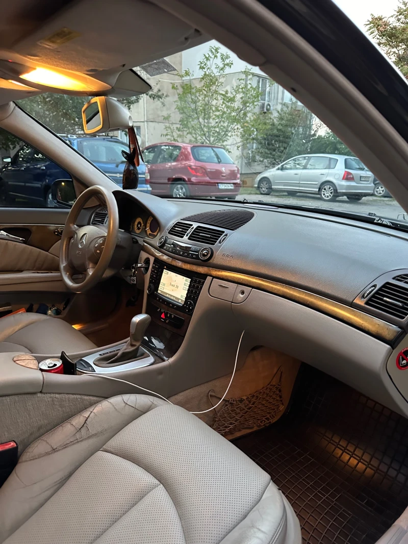 Mercedes-Benz E 320 3.2 / 204 к.с, снимка 6 - Автомобили и джипове - 47323913