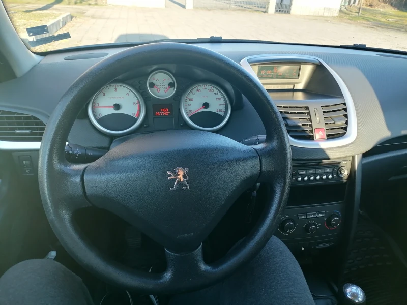 Peugeot 207 1.4 HDi, снимка 7 - Автомобили и джипове - 48602707