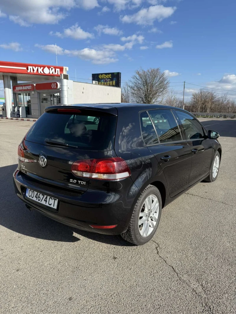 VW Golf, снимка 4 - Автомобили и джипове - 49346419