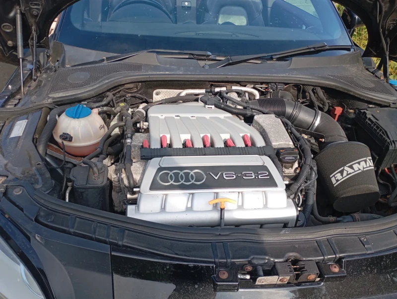 Audi Tt R32, снимка 12 - Автомобили и джипове - 50629765