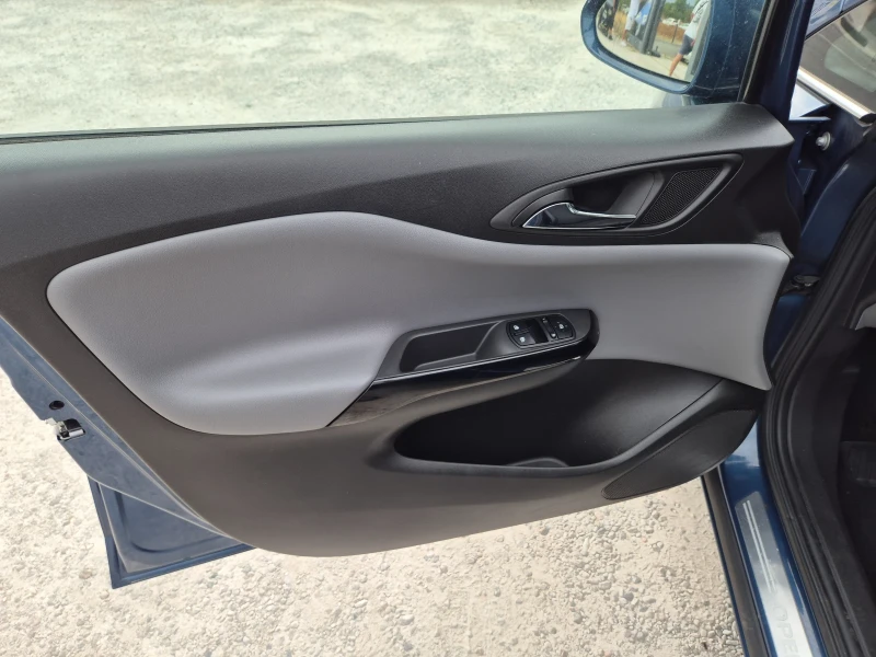 Opel Corsa 1.3 DIESEL EURO6, снимка 15 - Автомобили и джипове - 51955755