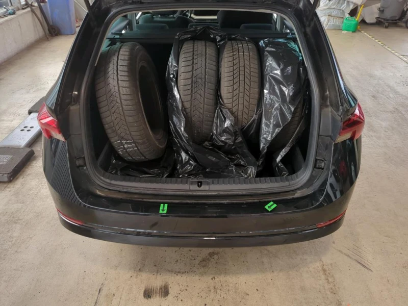 Skoda Octavia First Edition 2.0TDI 147824км, снимка 15 - Автомобили и джипове - 52007501