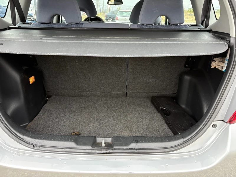 Honda Jazz, снимка 9 - Автомобили и джипове - 52020780