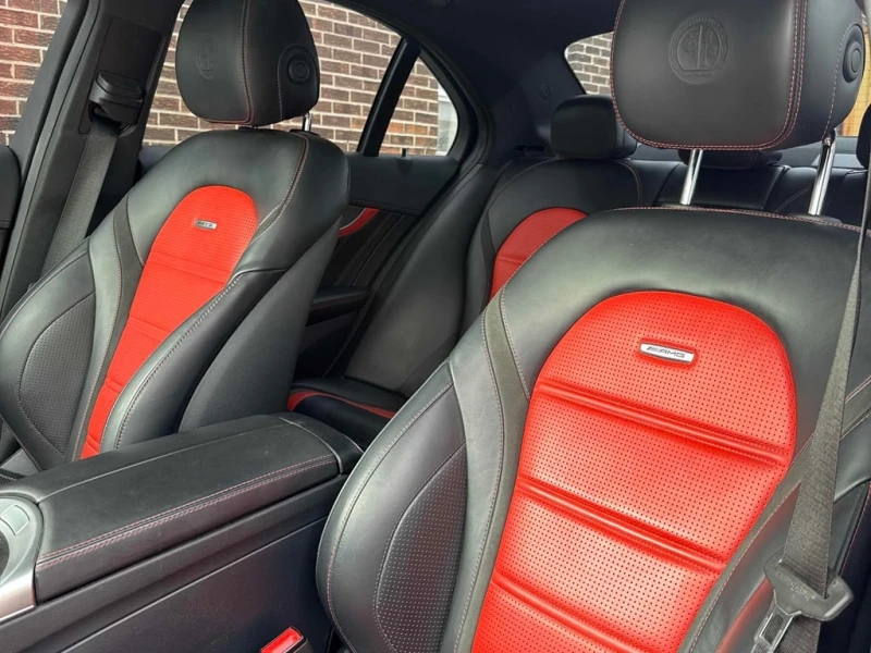 Mercedes-Benz C 63 AMG * S * CARFAX * БЕЗ ПЪРВОНАЧАЛНА ВНОСКА, снимка 12 - Автомобили и джипове - 52778676