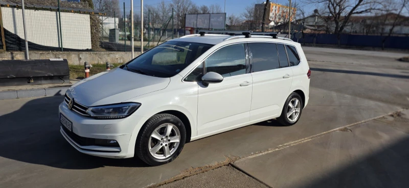VW Touran, снимка 10 - Автомобили и джипове - 53542518