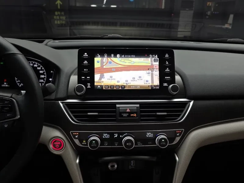 Honda Accord 2.0 Hybrid Touring, снимка 14 - Автомобили и джипове - 55985359