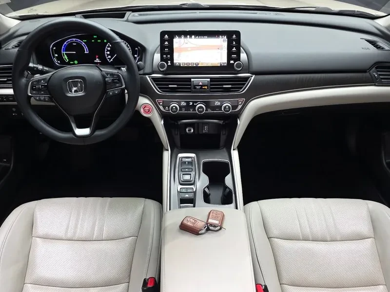 Honda Accord 2.0 Hybrid Touring, снимка 7 - Автомобили и джипове - 55985359